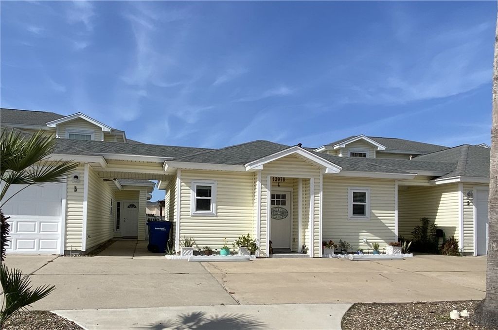 13978 Fortuna Bay Dr C, Corpus Christi, TX 78418