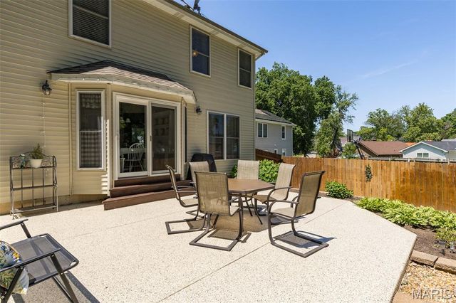 2626 Rockford Avenue, Rock Hill, MO 63144