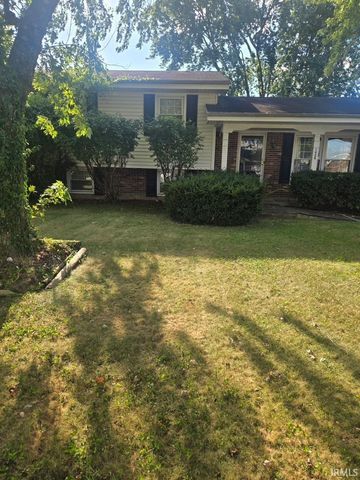 1924 N Iroquois Drive, Evansville, IN 47715