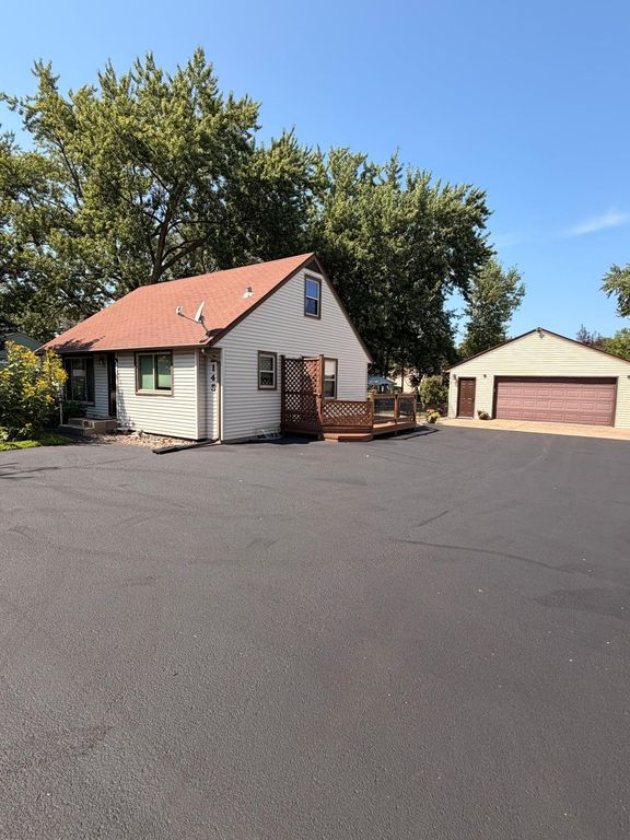 2145 County Road E E, White Bear Lake, MN 55110 — exterior
