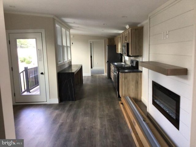 4222 DARBY DR, Morrisville, PA 19067