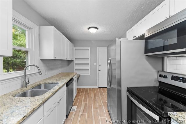 1413 Stansfield Drive, Fayetteville, NC 28303