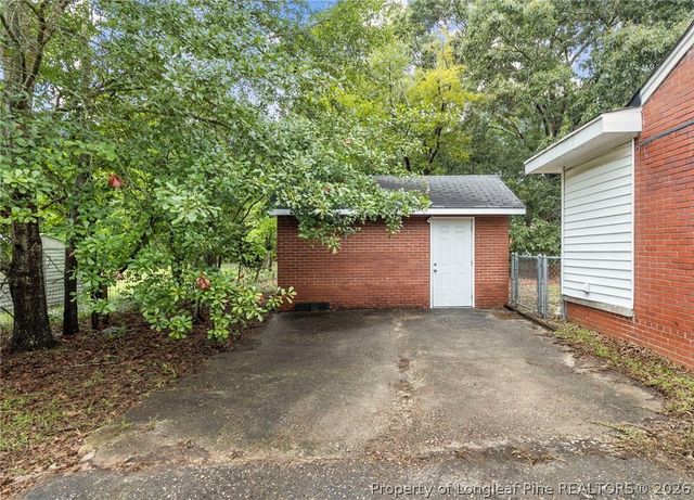 1413 Stansfield Drive, Fayetteville, NC 28303