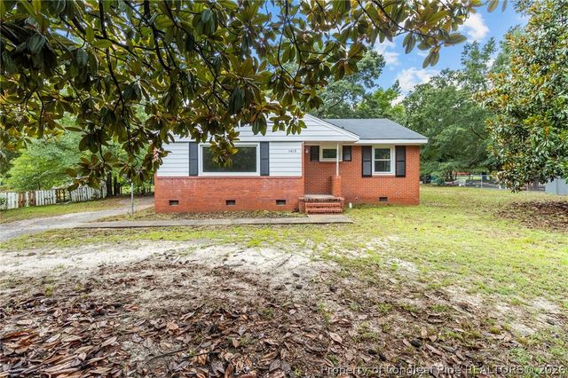1413 Stansfield Drive, Fayetteville, NC 28303