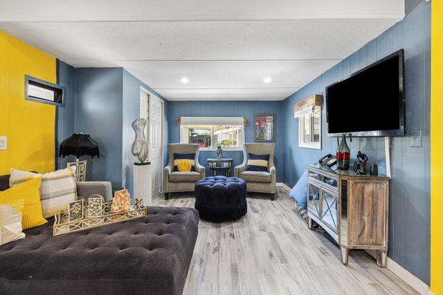 630 Cameo Drive, Palm Springs, CA 92264