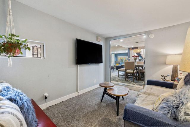 630 Cameo Drive, Palm Springs, CA 92264