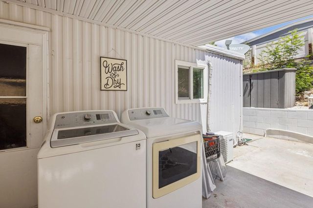 630 Cameo Drive, Palm Springs, CA 92264
