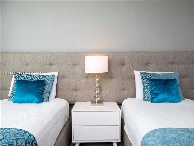 1568 MAIDSTONE CT,, Other City - In The State Of Florida, FL 33896