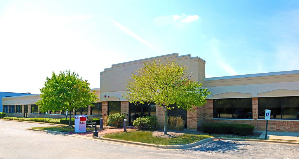 1075 Tri State Parkway, Gurnee, IL 60031
