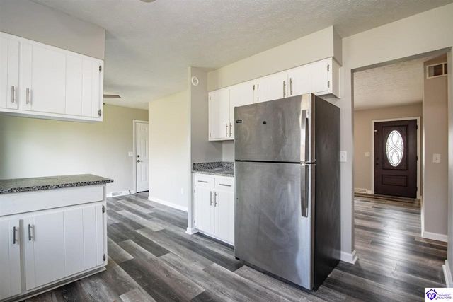 817 Pearman Avenue, Radcliff, KY 40160