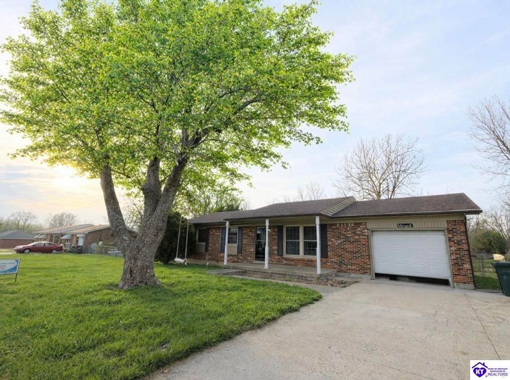 817 Pearman Avenue, Radcliff, KY 40160