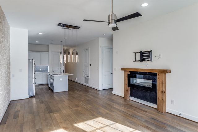 5015 Meridian Lane 1102, Addison, TX 75001