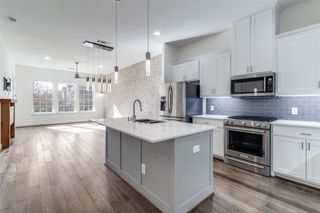 5015 Meridian Lane 1102, Addison, TX 75001