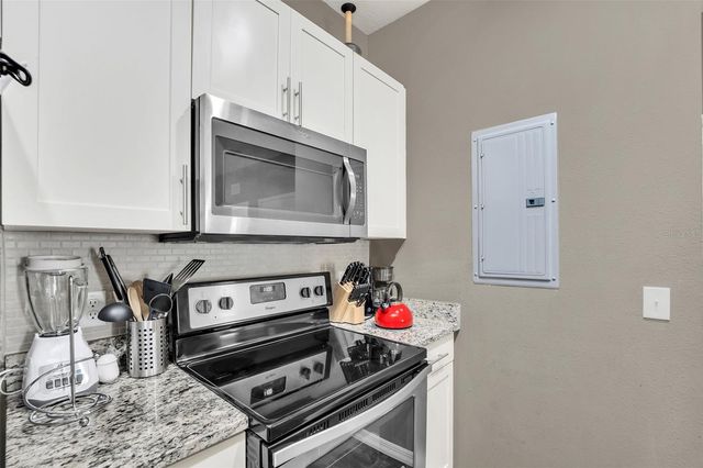 8932 SHINE DRIVE, Kissimmee, FL 34747