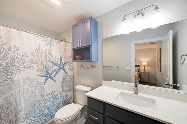 185 Paradise Pointe Dr, Port Aransas, TX 78373