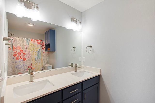 185 Paradise Pointe Dr, Port Aransas, TX 78373