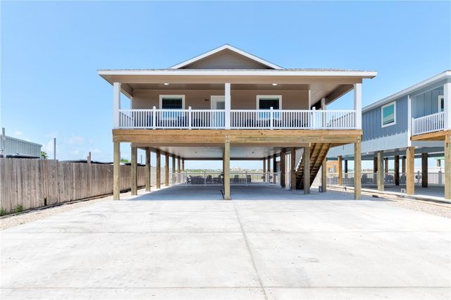 185 Paradise Pointe Dr, Port Aransas, TX 78373