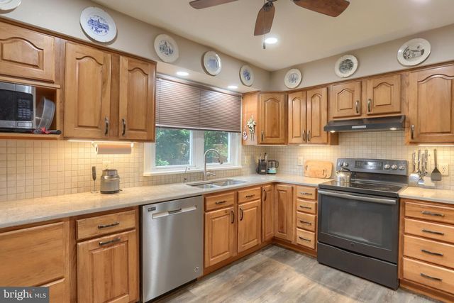 1665 KRIM, Lebanon, PA 17042