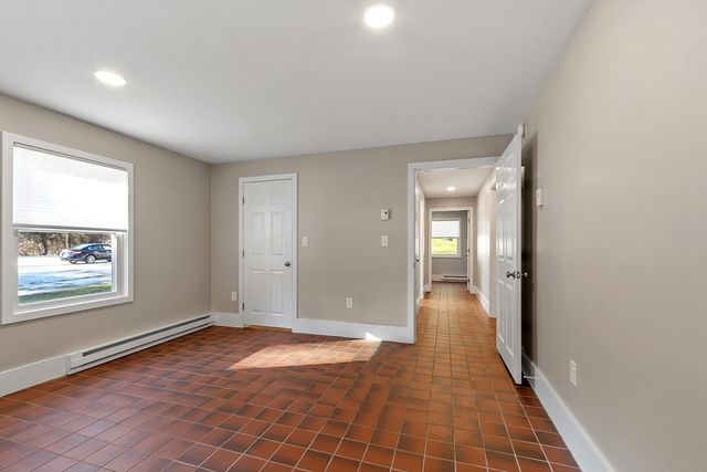 82-R Cedar St, Wenham, MA 01984