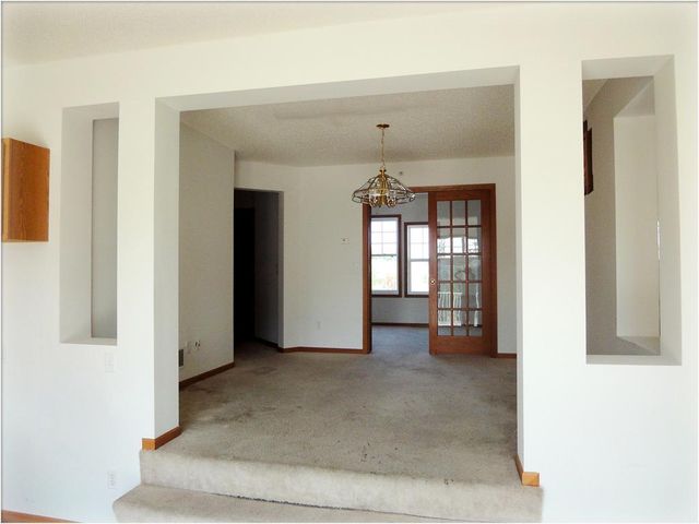 16601 50th Court N, Plymouth, MN 55446