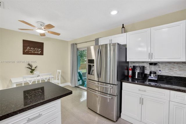 4617 SW 24th Ave, Dania Beach, FL 33312