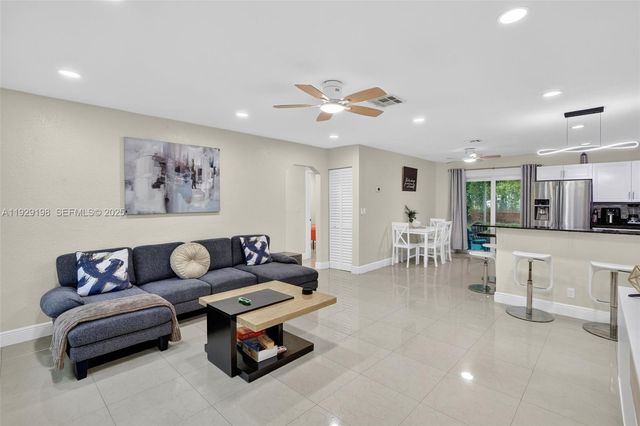 4617 SW 24th Ave, Dania Beach, FL 33312