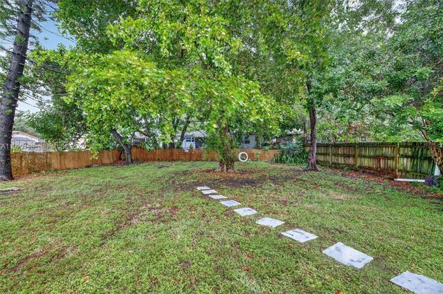 4617 SW 24th Ave, Dania Beach, FL 33312