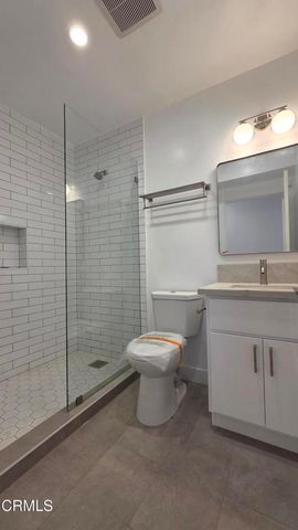 917 N Ridgewood Place, Los Angeles, CA 90038