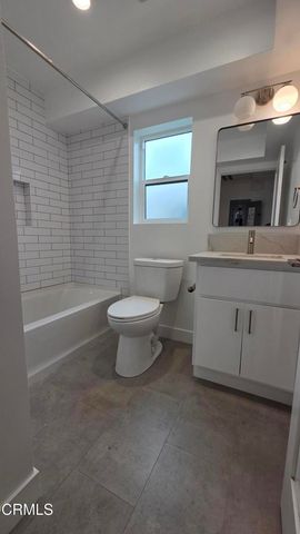 917 N Ridgewood Place, Los Angeles, CA 90038