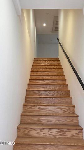 917 N Ridgewood Place, Los Angeles, CA 90038