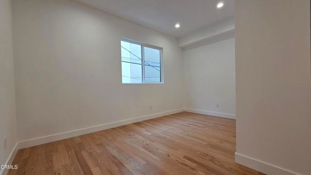 917 N Ridgewood Place, Los Angeles, CA 90038