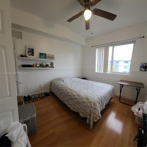 11060 SW 196th St 406, Cutler Bay, FL 33157