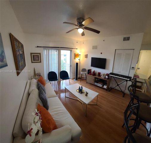 11060 SW 196th St 406, Cutler Bay, FL 33157