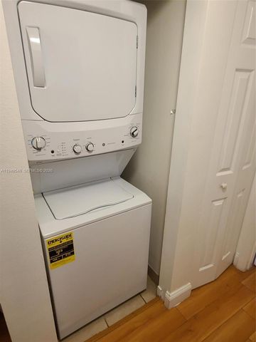 11060 SW 196th St 406, Cutler Bay, FL 33157