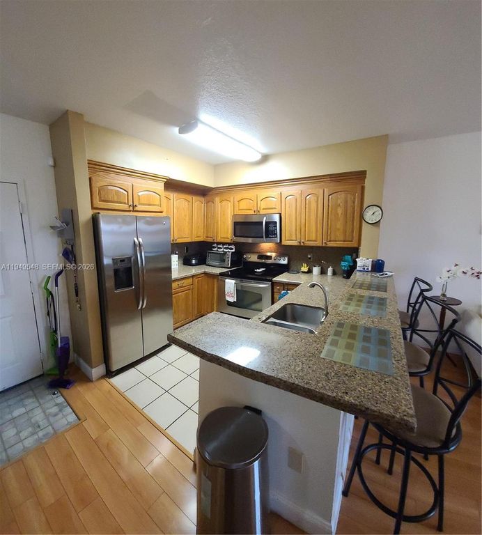 11060 SW 196th St 406, Cutler Bay, FL 33157