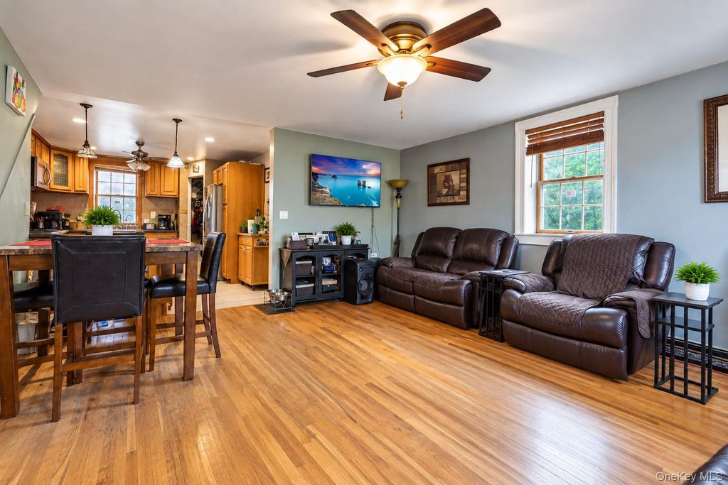 145 Arlington Avenue, Valley Stream, NY 11580 — photo 2