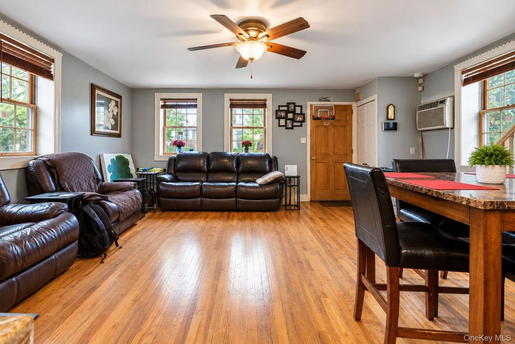 145 Arlington Avenue, Valley Stream, NY 11580 — photo 3
