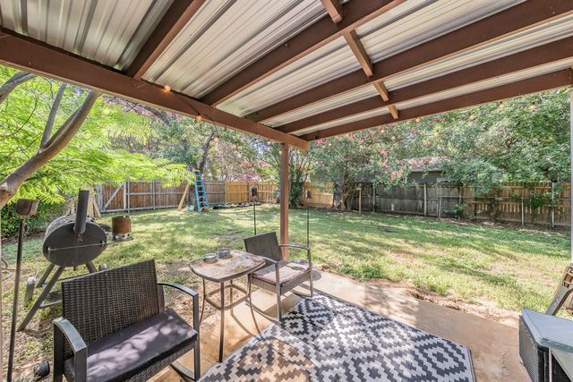 1904 Friar Tuck Drive, Arlington, TX 76013