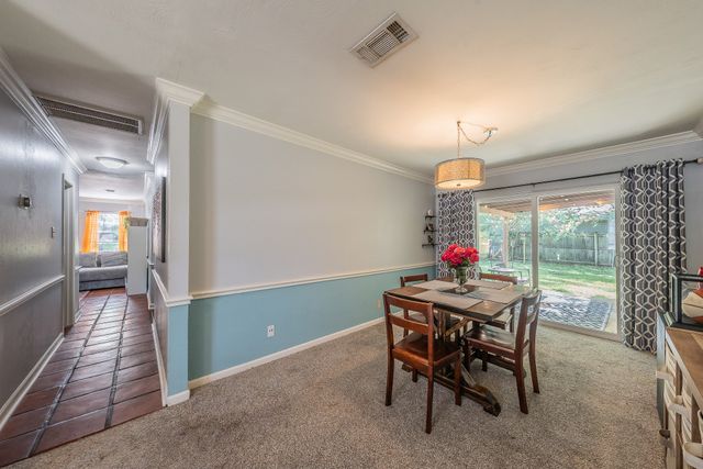1904 Friar Tuck Drive, Arlington, TX 76013