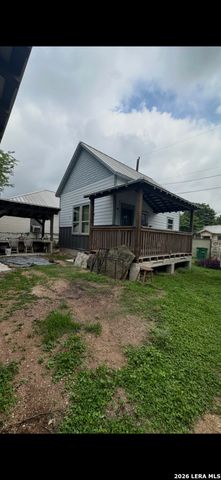 2247 N Interstate 35, San Antonio, TX 78208
