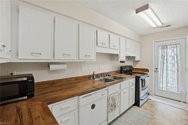 8530 Tidewater Dr Apt 202, Norfolk, VA 23503
