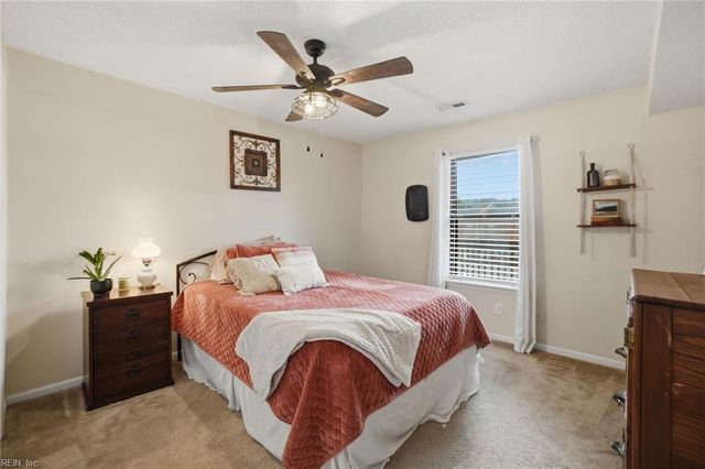8530 Tidewater Dr Apt 202, Norfolk, VA 23503
