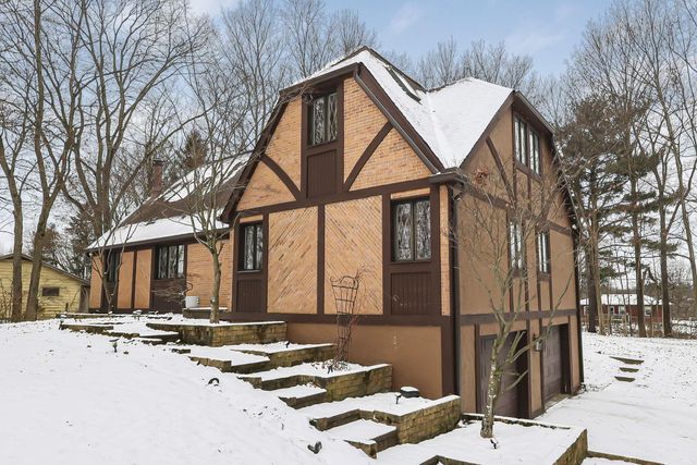 7490 S Section Line Road, Delaware, OH 43015