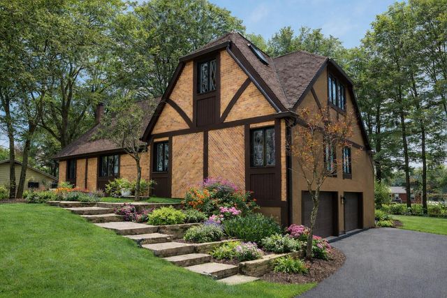 7490 S Section Line Road, Delaware, OH 43015