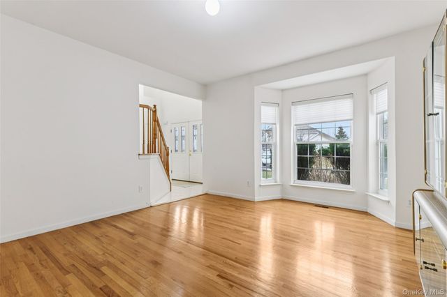 39 Island Trail, Mount Sinai, NY 11766