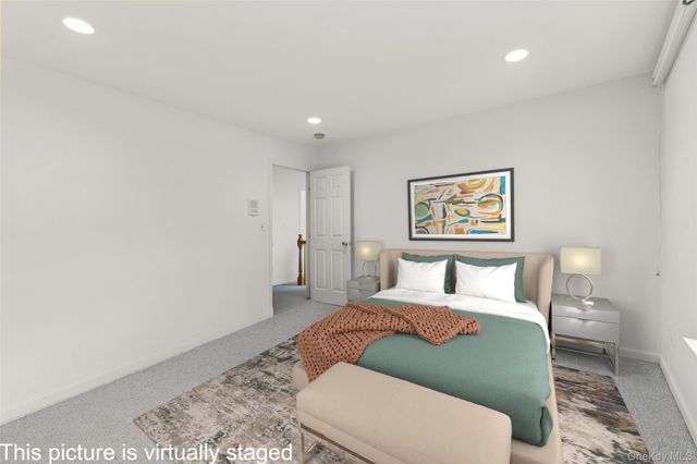 39 Island Trail, Mount Sinai, NY 11766