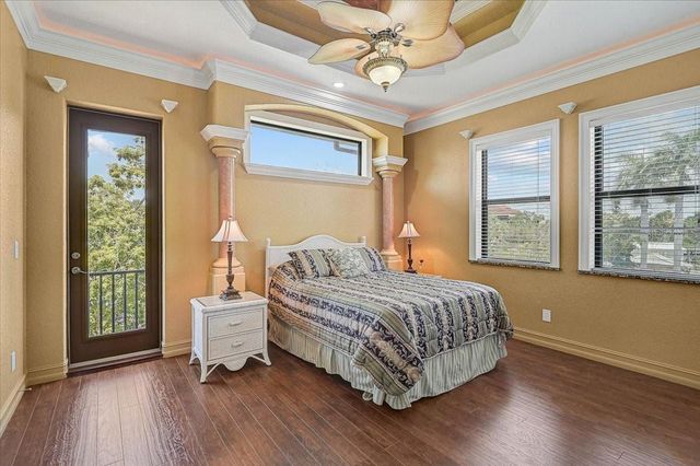 135 TINA ISLAND DRIVE, Osprey, FL 34229