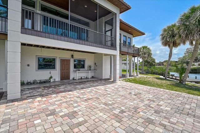 135 TINA ISLAND DRIVE, Osprey, FL 34229