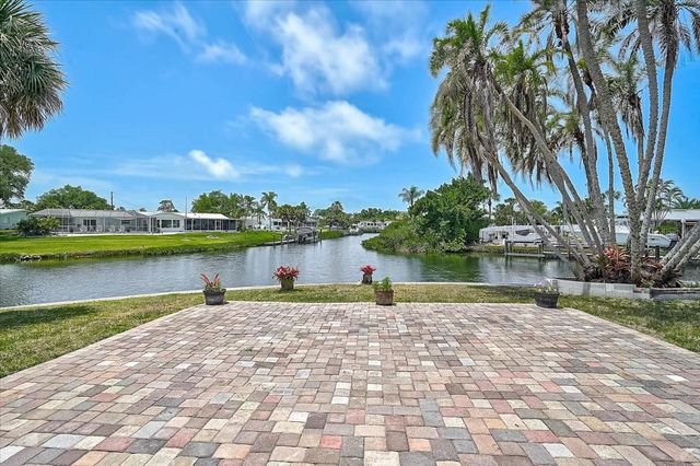 135 TINA ISLAND DRIVE, Osprey, FL 34229