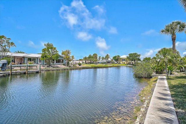 135 TINA ISLAND DRIVE, Osprey, FL 34229